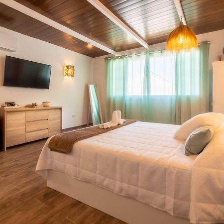 Room In Guest Room - Private Room In The Fishing Port Of Марбелья Екстер'єр фото